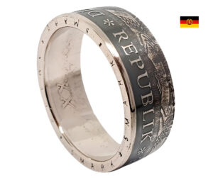 "Münzring-Ein Stück DDR-Geschichte für dich: Personalisierter Ostalgie-Ring aus 5 Mark DDR Münze"<br>wurde zur Wunschliste hinzugefügt