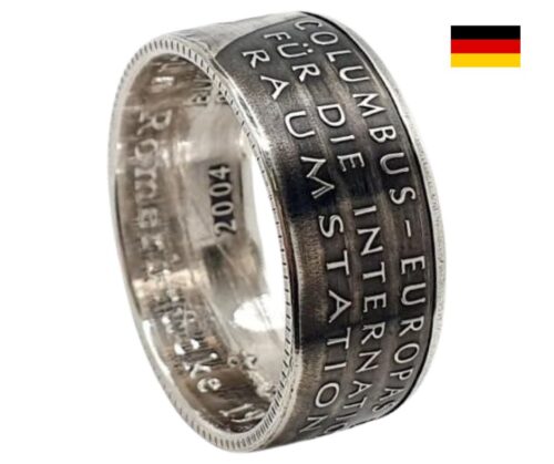 Münzring Silber mit ISS-Motiv und individueller Gravur - Einzigartiges Geschenk für Weltraum-Fans!