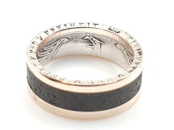 Münzring aus 5 DM Silbermünze Inlay Schwarzer Turmalin personalisierbar