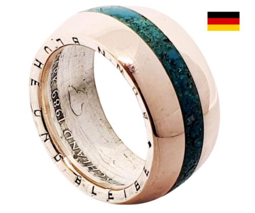 Münzring aus einer 10 DM Münze mit einem Inlay aus blauem Türkis ist ein stilvolles und individuelles Schmuckstück